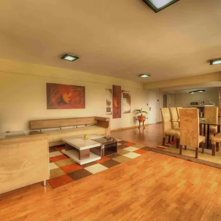 Hotel Regina Resort & Convenciones Cochabamba Room photo