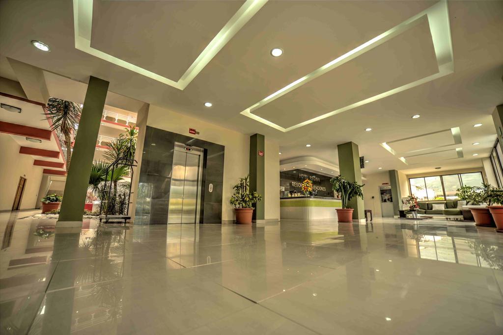 Hotel Regina Resort&convenciones Cochabamba